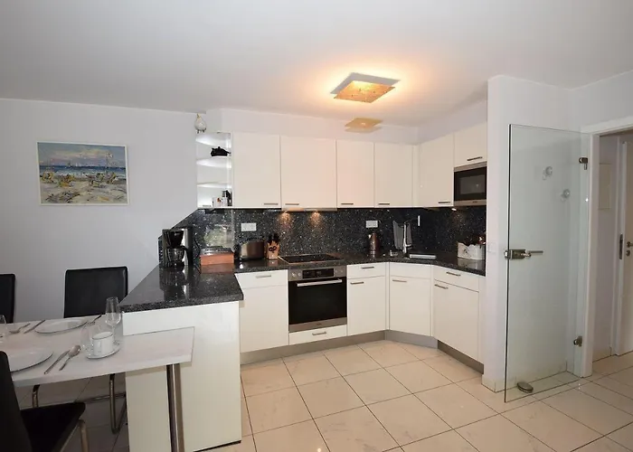 Skandinavienblick-weissdorn-1-7 * Hohwacht