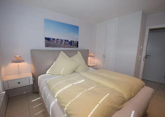 Skandinavienblick-weissdorn-1-7 * Hohwacht